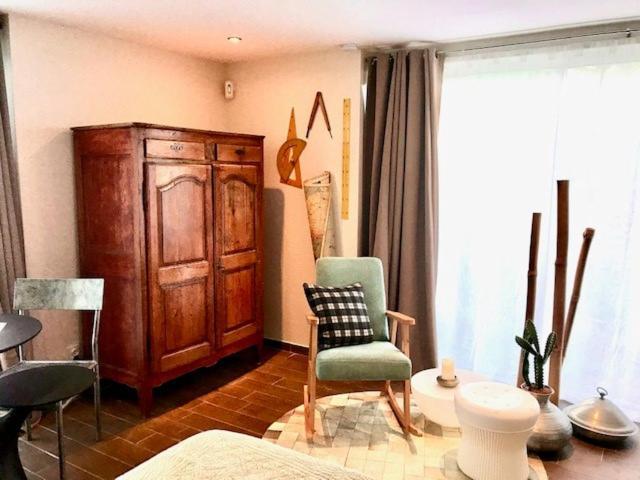 La Cactee Singuliere Bed & Breakfast Béziers Dış mekan fotoğraf